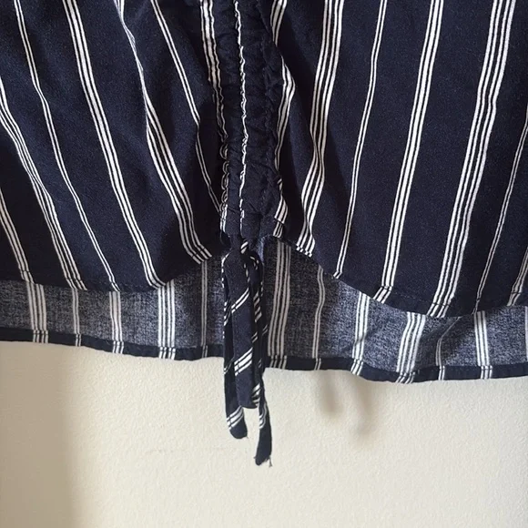 Ardene Striped Navy Tie-Front - Picture 5 of 5